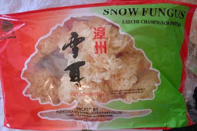  Dried Tremella fuciformis, from an Asian food store